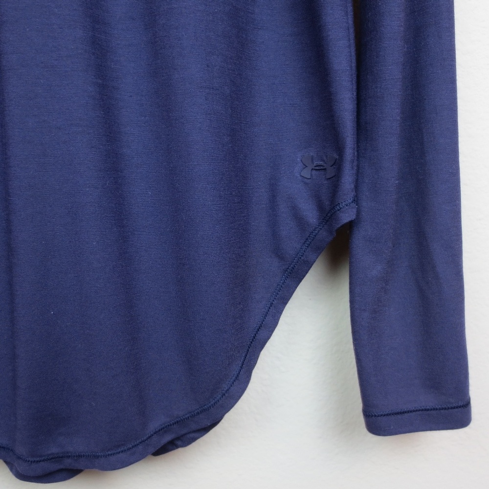 Under Armour Breathe Open Back Long Sleeve - Picture 4 of 5